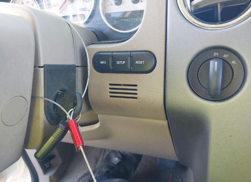 Photo 11 of 2008 Ford F-150 FX4/LARIAT/XL/XLT (VIN 1FTPX14V78FA34130)