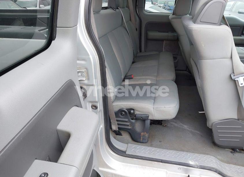 Photo 8 of 2007 Ford F-150 FX4/LARIAT/XL/XLT (VIN 1FTPX14V87FA04732)