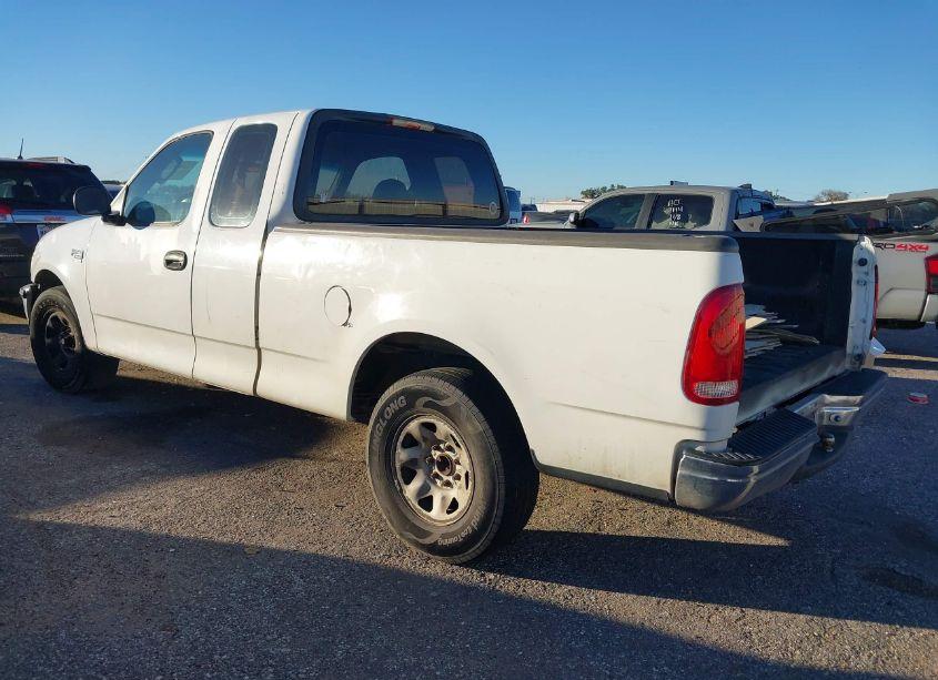 Photo 3 of 2002 Ford F-150 LARIAT/XL/XLT (VIN 1FTPX17L92NB49660)