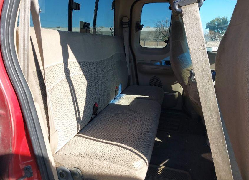 Photo 8 of 2000 Ford F-150 LARIAT/WORK SERIES/XL/XLT (VIN 1FTPX17L9YKA64098)