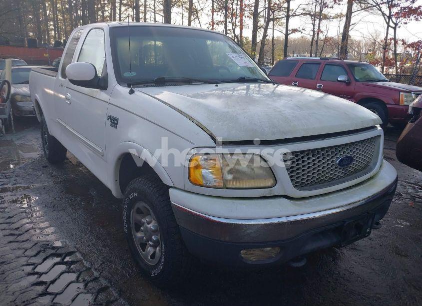 2000 Ford F-150 LARIAT/WORK SERIES/XL/XLT (VIN 1FTPX18L2YNB41956) main photo