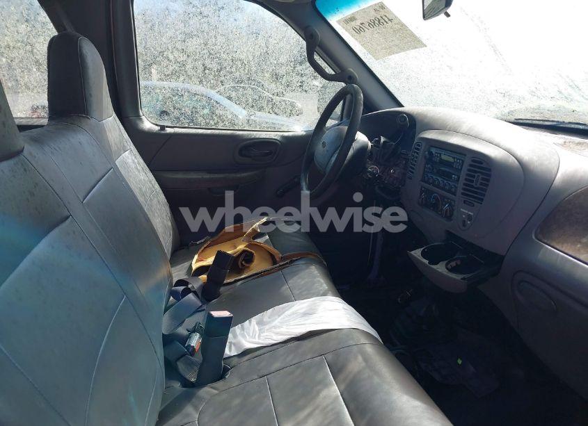 Photo 5 of 2001 Ford F-150 LARIAT/XL/XLT (VIN 1FTPX18L91NB97690)