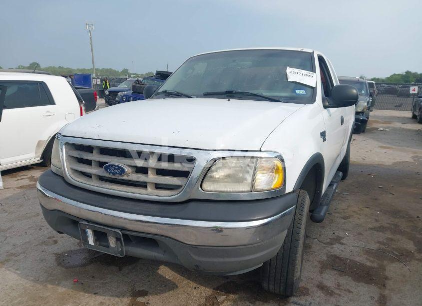 Photo 2 of 2002 Ford F-150 LARIAT/XL/XLT (VIN 1FTPX18L92NB39015)