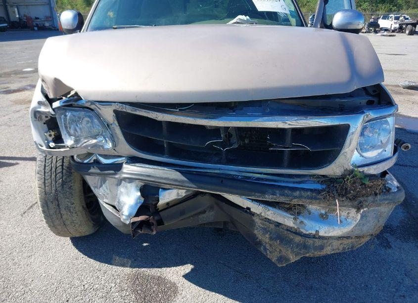 Photo 10 of 1998 Ford F-250 LARIAT/STANDARD/XL/XLT (VIN 1FTPX2762WNB96065)