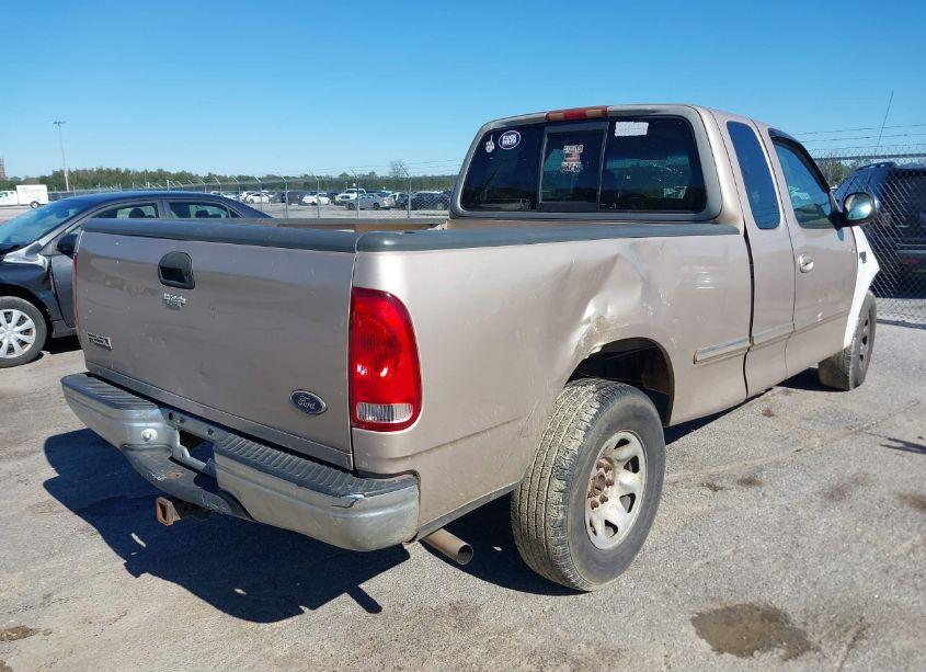 Photo 4 of 1998 Ford F-250 LARIAT/STANDARD/XL/XLT (VIN 1FTPX2762WNB96065)