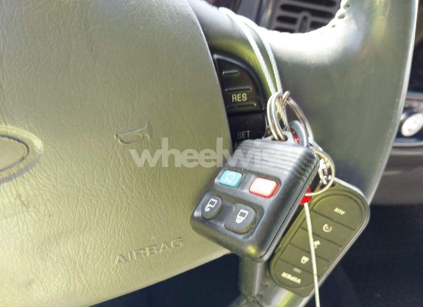 Photo 11 of 1998 Ford F-250 LARIAT/STANDARD/XL/XLT (VIN 1FTPX28L7WNA79621)