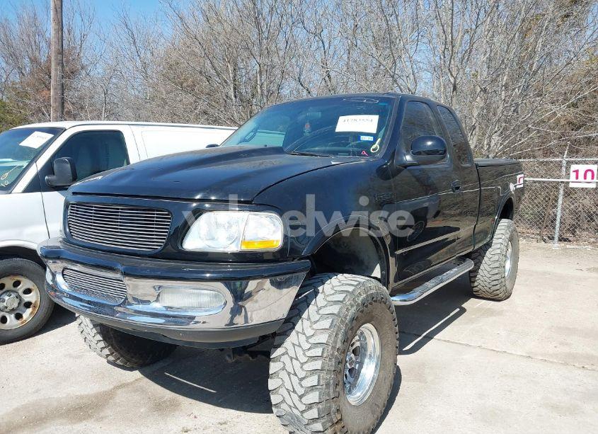 Photo 2 of 1998 Ford F-250 LARIAT/STANDARD/XL/XLT (VIN 1FTPX28L7WNA79621)