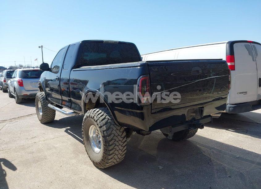 Photo 3 of 1998 Ford F-250 LARIAT/STANDARD/XL/XLT (VIN 1FTPX28L7WNA79621)