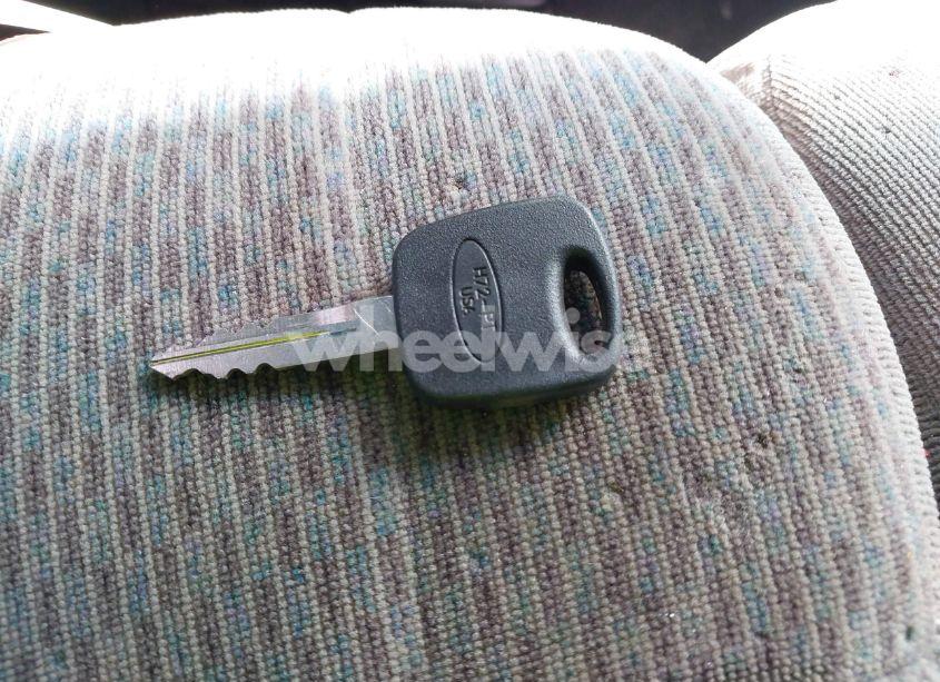 Photo 10 of 1999 Ford F-250 LARIAT/WORK SERIES/XL/XLT (VIN 1FTPX28W1XNB86000)