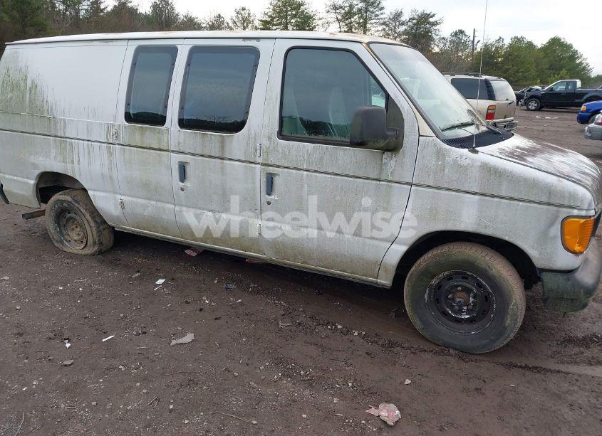 2003 Ford E-150 COMMERCIAL (VIN 1FTRE14203HB80127) main photo