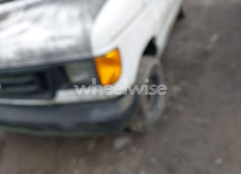 Photo 5 of 2003 Ford E-150 COMMERCIAL (VIN 1FTRE14203HB80127)