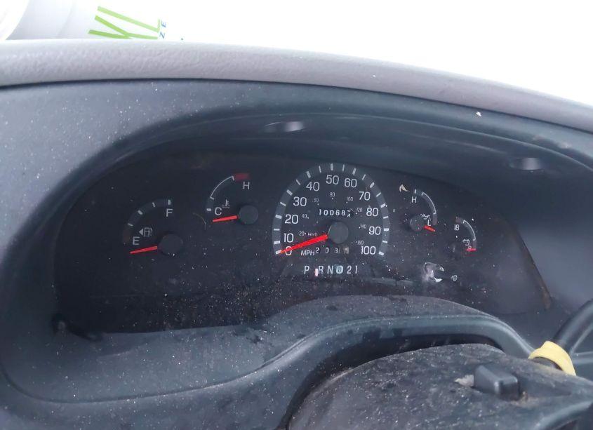 Photo 14 of 2002 Ford E-150 COMMERCIAL/RECREATIONAL (VIN 1FTRE14212HB83777)