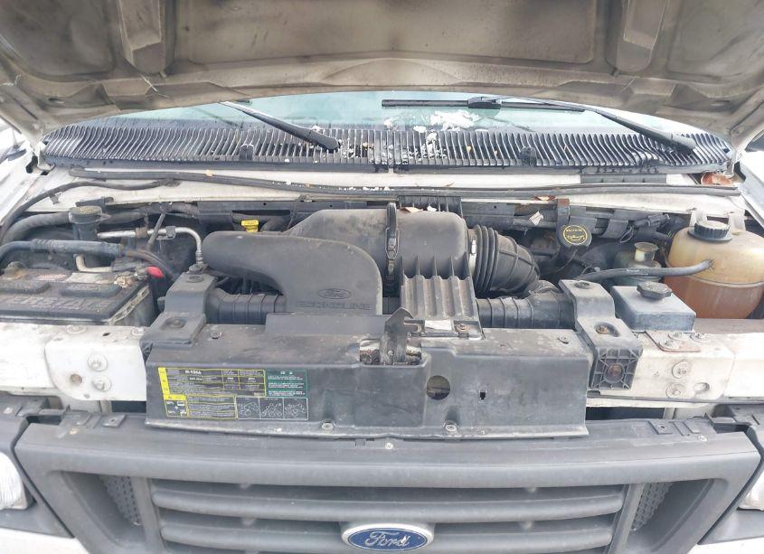 Photo 10 of 2003 Ford E-150 COMMERCIAL (VIN 1FTRE14233HB99500)