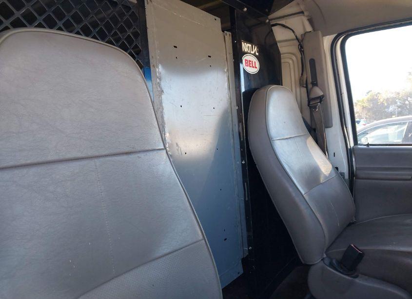 Photo 8 of 1999 Ford E-150 COMMERCIAL/RECREATIONAL (VIN 1FTRE1423XHB74490)