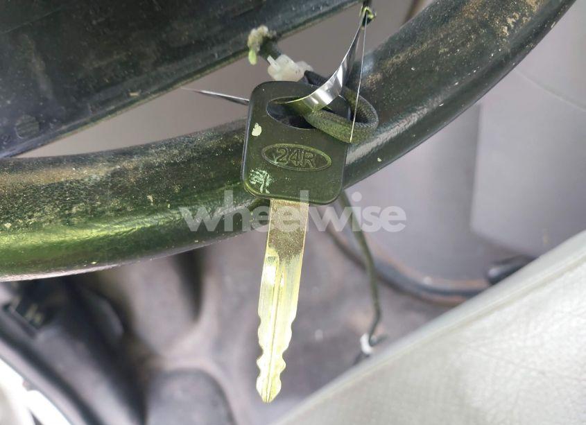 Photo 11 of 2002 Ford E-150 COMMERCIAL/RECREATIONAL (VIN 1FTRE14252HB67887)