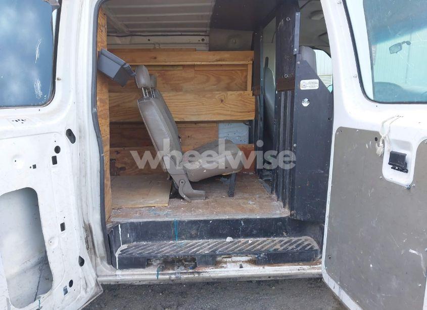 Photo 8 of 2003 Ford E-150 COMMERCIAL (VIN 1FTRE14263HA39384)