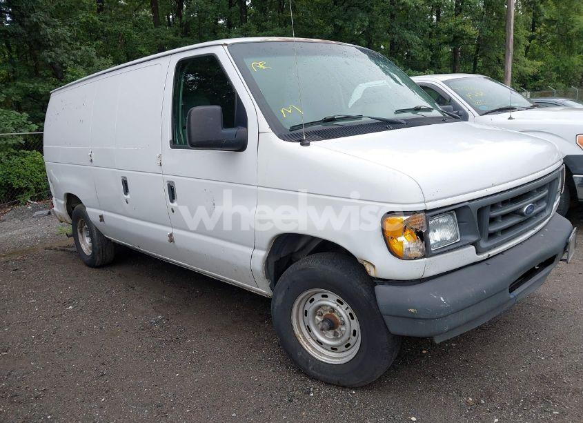2003 Ford E-150 COMMERCIAL (VIN 1FTRE14263HB74431) main photo