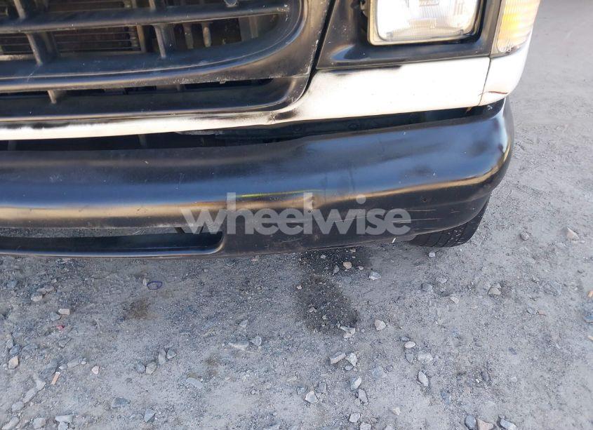 Photo 13 of 1999 Ford E-150 COMMERCIAL/RECREATIONAL (VIN 1FTRE1429XHC29847)