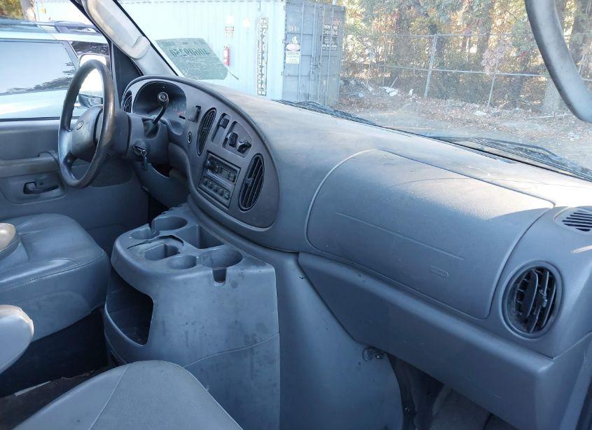 Photo 5 of 2005 Ford E-150 COMMERCIAL/RECREATIONAL (VIN 1FTRE14W05HB47005)