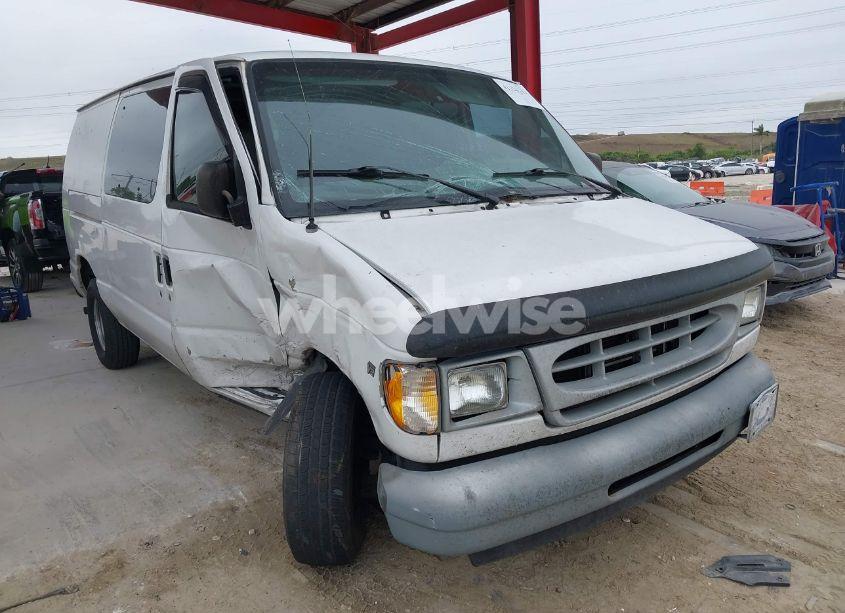 2002 Ford E-150 (VIN 1FTRE14WX2HB57732) main photo
