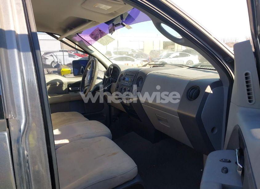 Photo 5 of 2006 Ford F-150 STX/XLT (VIN 1FTRF02216KD88986)