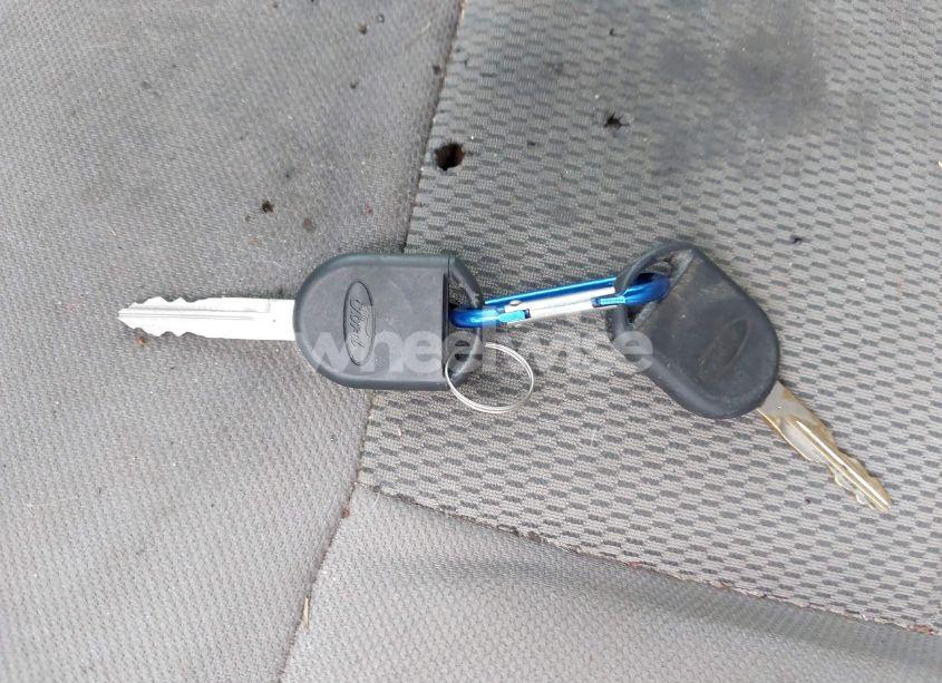 Photo 11 of 2005 Ford F-150 STX/XLT (VIN 1FTRF02W25KE27828)