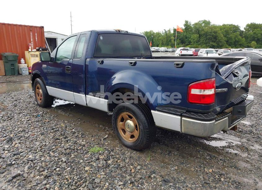 Photo 3 of 2005 Ford F-150 STX/XLT (VIN 1FTRF02W25KE27828)