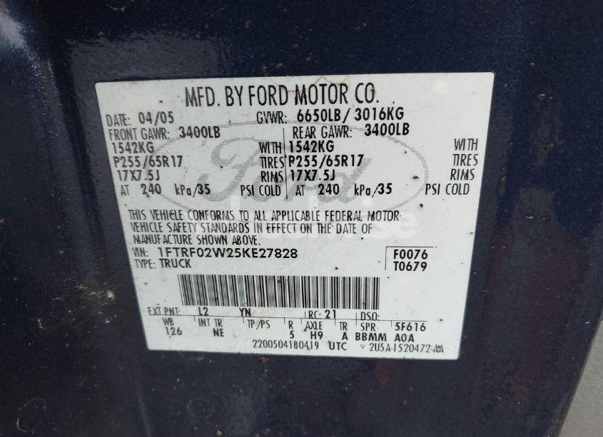 Photo 9 of 2005 Ford F-150 STX/XLT (VIN 1FTRF02W25KE27828)