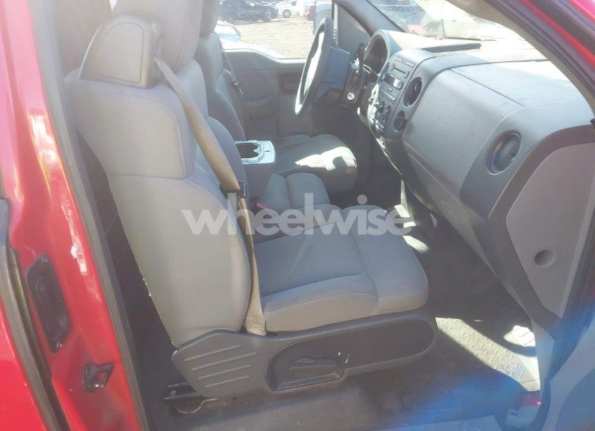 Photo 5 of 2006 Ford F-150 STX/XLT (VIN 1FTRF02W26KD51559)