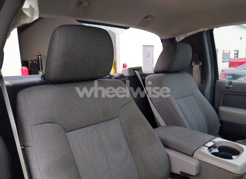 Photo 8 of 2009 Ford F-150 STX (VIN 1FTRF02W29KB98587)