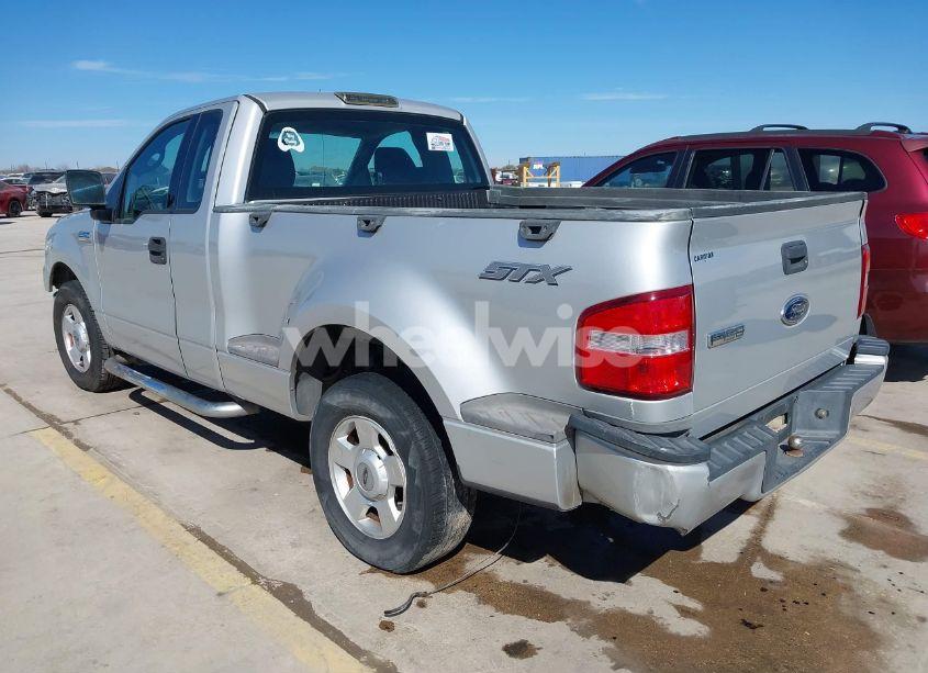 Photo 3 of 2004 Ford F-150 STX/XLT (VIN 1FTRF02W64KC06442)