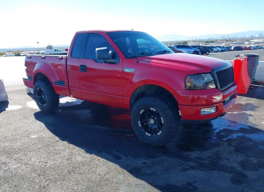 2005 Ford F-150 STX/XLT (VIN 1FTRF02W95KD36734) main photo