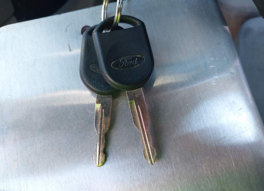 Photo 11 of 2005 Ford F-150 STX/XLT (VIN 1FTRF02W95KD36734)