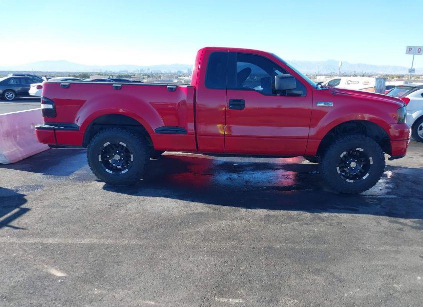 Photo 6 of 2005 Ford F-150 STX/XLT (VIN 1FTRF02W95KD36734)