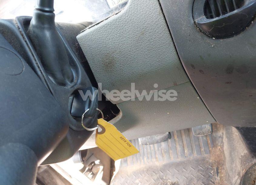 Photo 11 of 2005 Ford F-150 STX/XLT (VIN 1FTRF04W25KD56854)