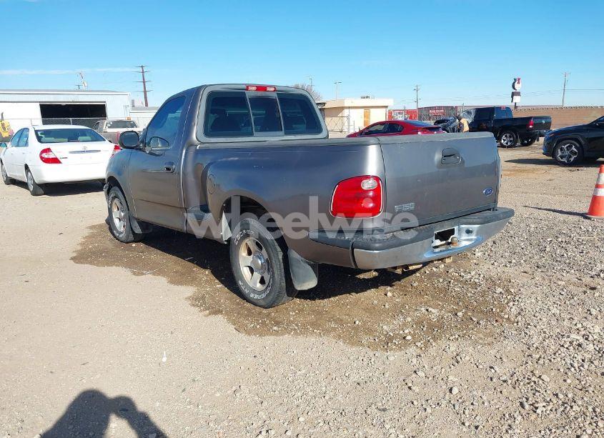 Photo 3 of 2002 Ford F-150 XL/XLT (VIN 1FTRF07272KB83272)