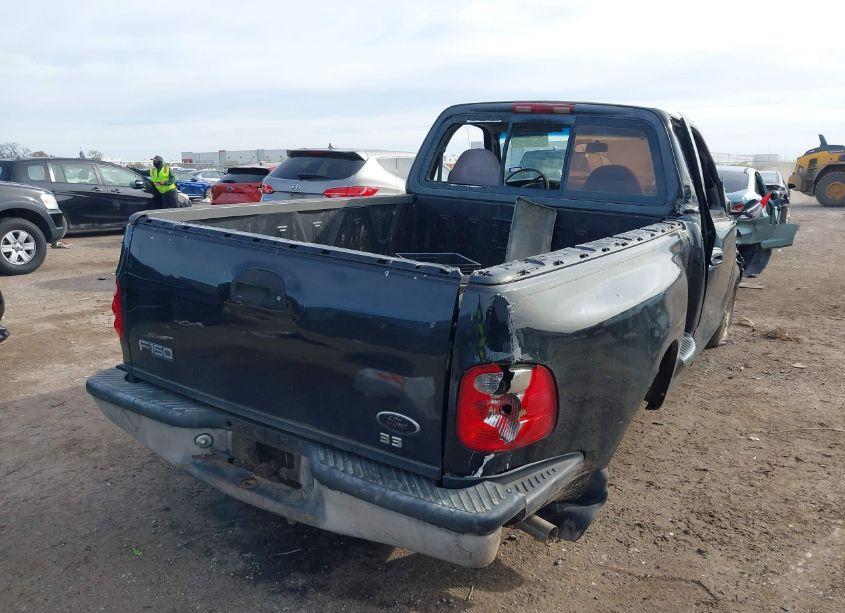 Photo 4 of 2003 Ford F-150 XL/XLT (VIN 1FTRF07W13KC55779)