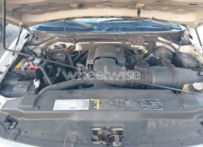 Photo 10 of 2003 Ford F-150 XL/XLT (VIN 1FTRF07W43KC38944)