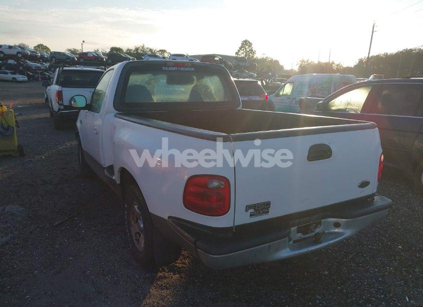 Photo 3 of 2003 Ford F-150 XL/XLT (VIN 1FTRF07W43KC38944)