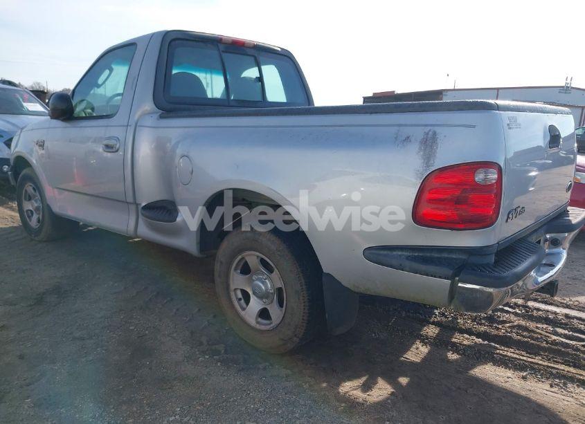 Photo 3 of 2003 Ford F-150 XL/XLT (VIN 1FTRF07W73KB60420)