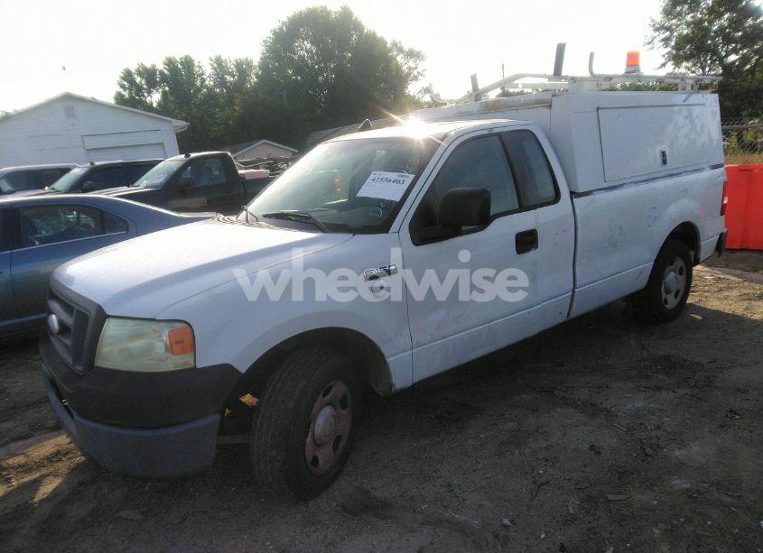 Photo 2 of 2008 Ford F-150 STX/XL/XLT (VIN 1FTRF12208KB87671)