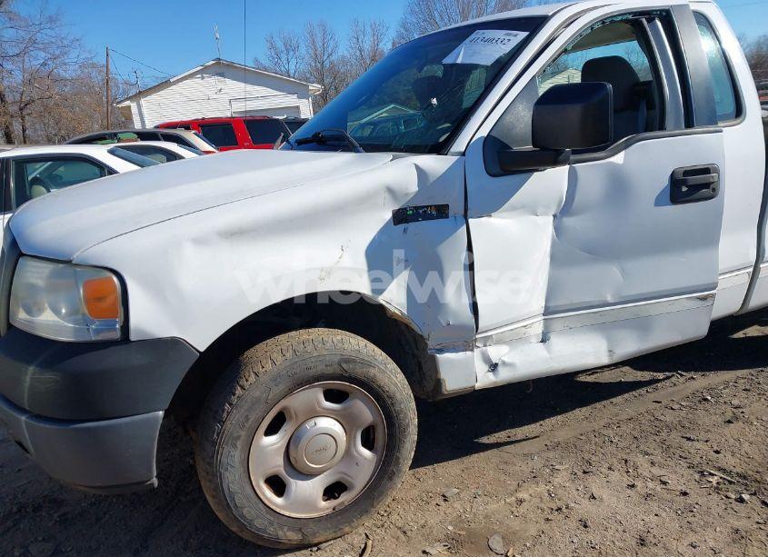 Photo 17 of 2005 Ford F-150 STX/XL/XLT (VIN 1FTRF12215NB10138)