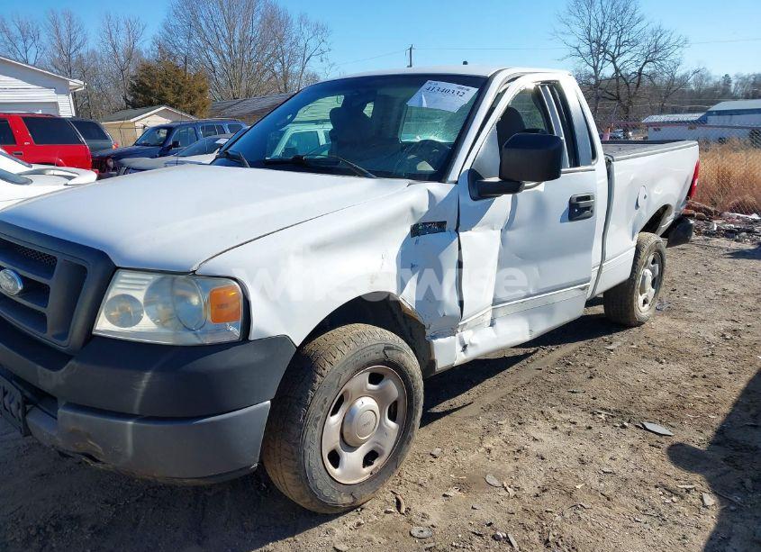 Photo 2 of 2005 Ford F-150 STX/XL/XLT (VIN 1FTRF12215NB10138)