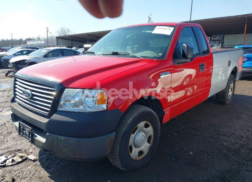 Photo 2 of 2005 Ford F-150 STX/XL/XLT (VIN 1FTRF12215NB95465)