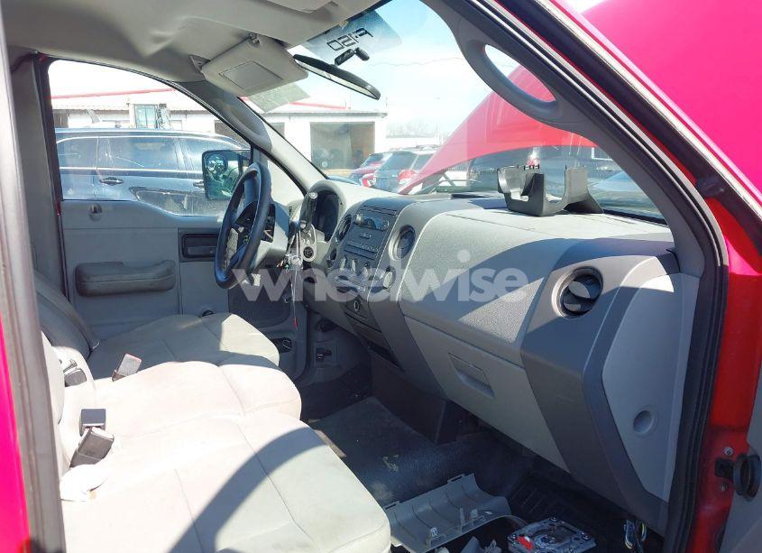 Photo 5 of 2005 Ford F-150 STX/XL/XLT (VIN 1FTRF12215NB95465)