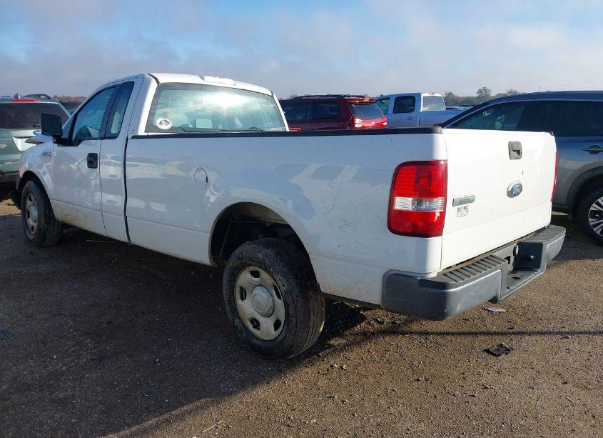 Photo 3 of 2006 Ford F-150 STX/XL/XLT (VIN 1FTRF12216NB64928)