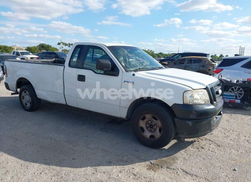 2007 Ford F-150 STX/XL/XLT (VIN 1FTRF12217KB32208) main photo