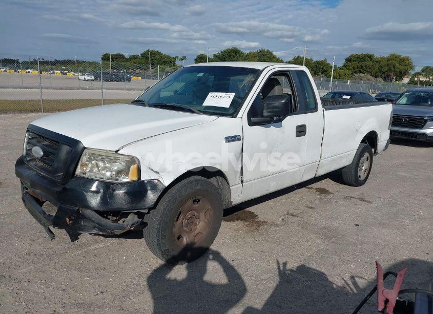 Photo 2 of 2007 Ford F-150 STX/XL/XLT (VIN 1FTRF12217KB32208)