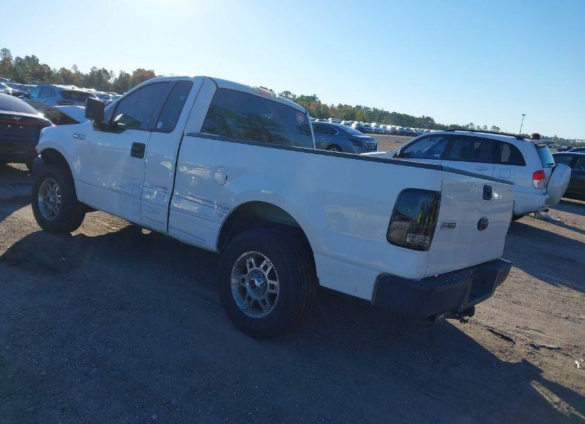 Photo 3 of 2007 Ford F-150 STX/XL/XLT (VIN 1FTRF12217KC85123)