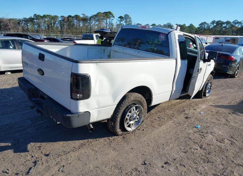 Photo 4 of 2007 Ford F-150 STX/XL/XLT (VIN 1FTRF12217KC85123)